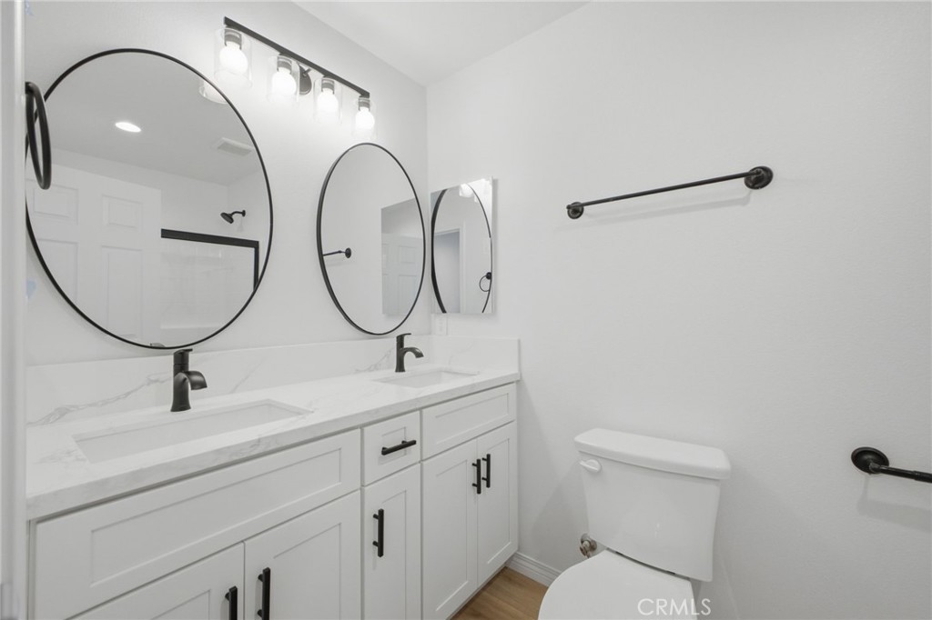 14685 Apple Valley Road Property Photo 10