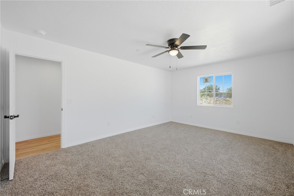 14685 Apple Valley Road Property Photo 15
