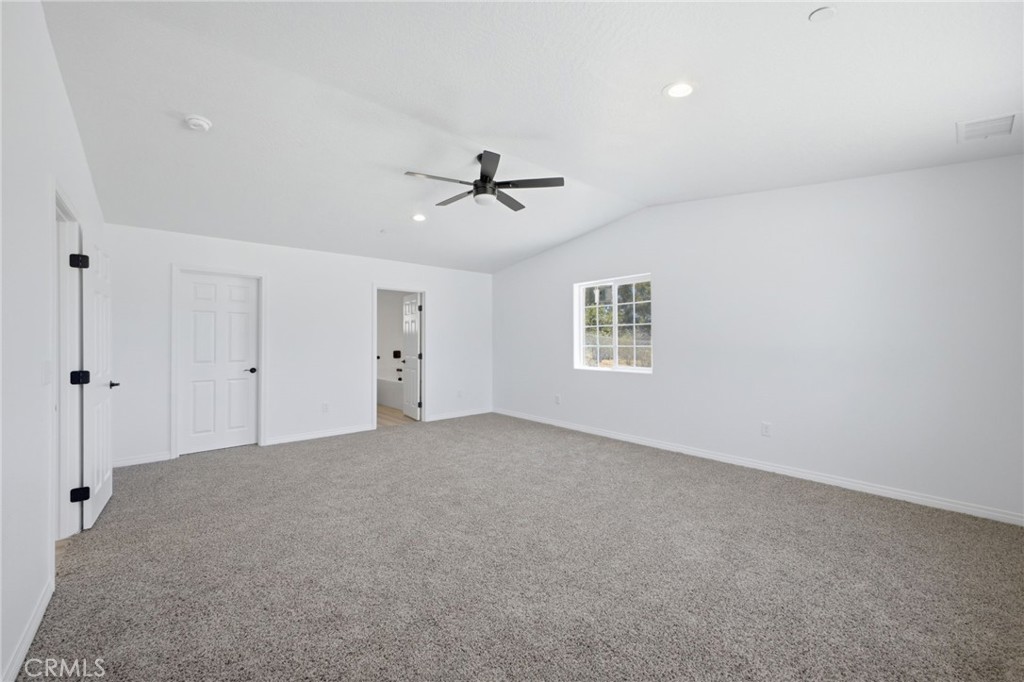 14685 Apple Valley Road Property Photo 25