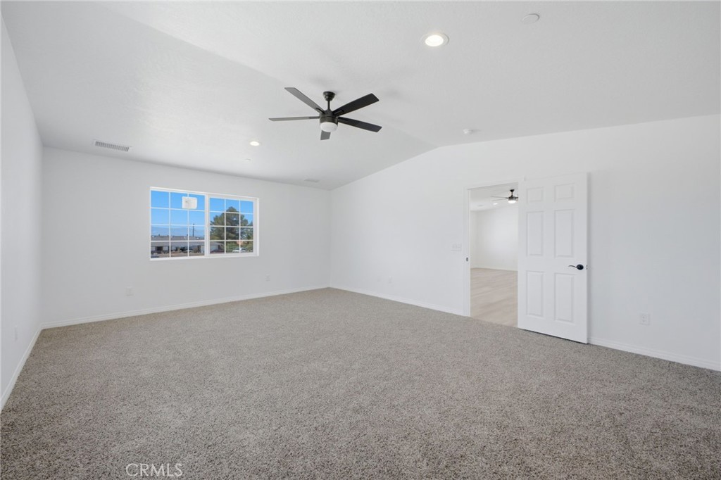 14685 Apple Valley Road Property Photo 26