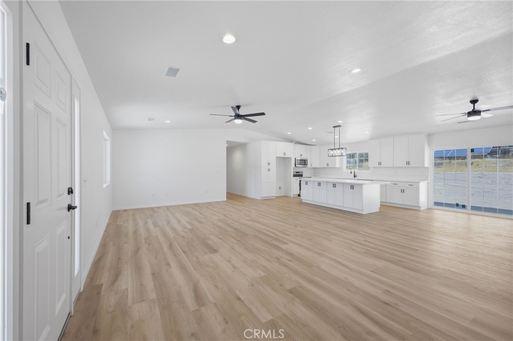 14685 Apple Valley Road Property Photo 31