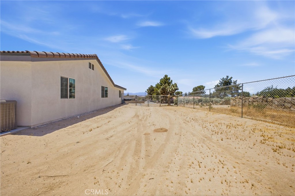 14685 Apple Valley Road Property Photo 48