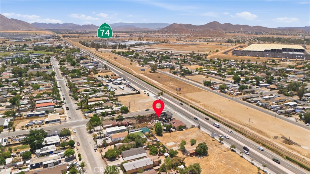 27682 Us Highway 74 Property Photo 4