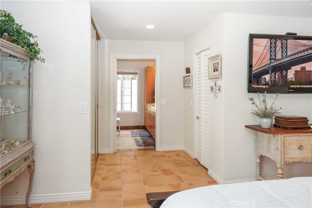 5071 Summit Property Photo 26