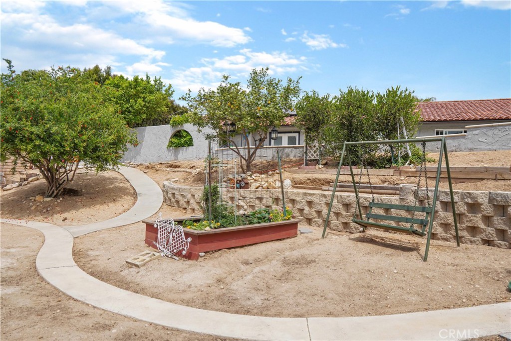 5071 Summit Property Photo 44