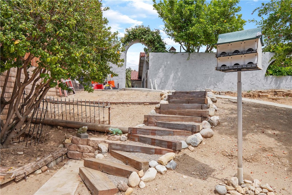 5071 Summit Property Photo 47