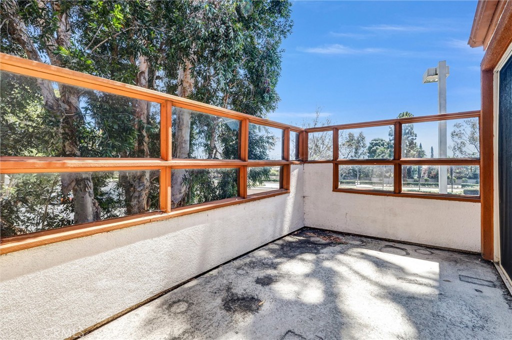 360 Villa Point Drive Property Photo 10