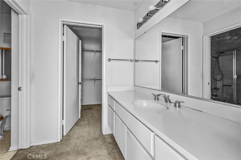 360 Villa Point Drive Property Photo 20