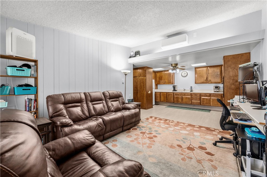 1260 Oakmont Road 53i Property Photo 4