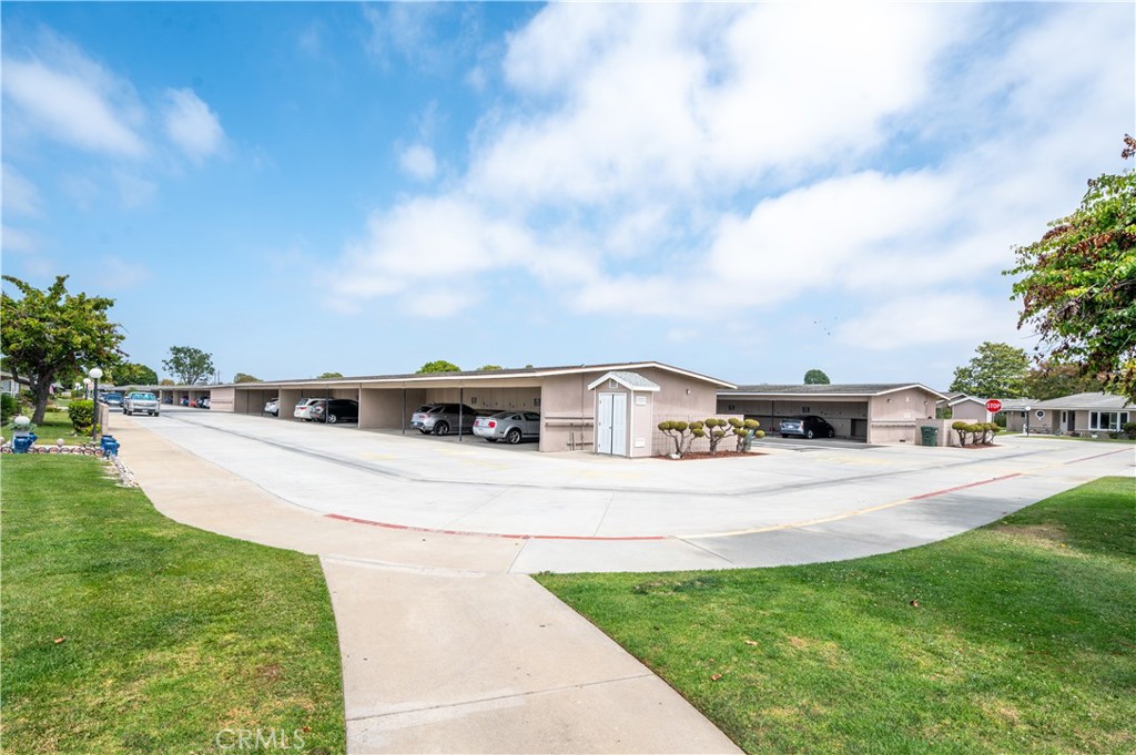 1260 Oakmont Road 53i Property Photo 15
