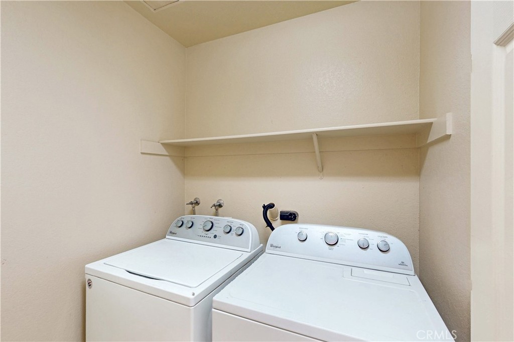 27827 Cannon Drive Property Photo 12