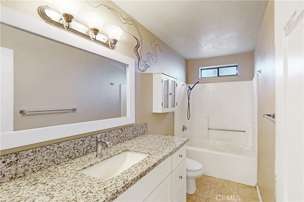 27827 Cannon Drive Property Photo 16
