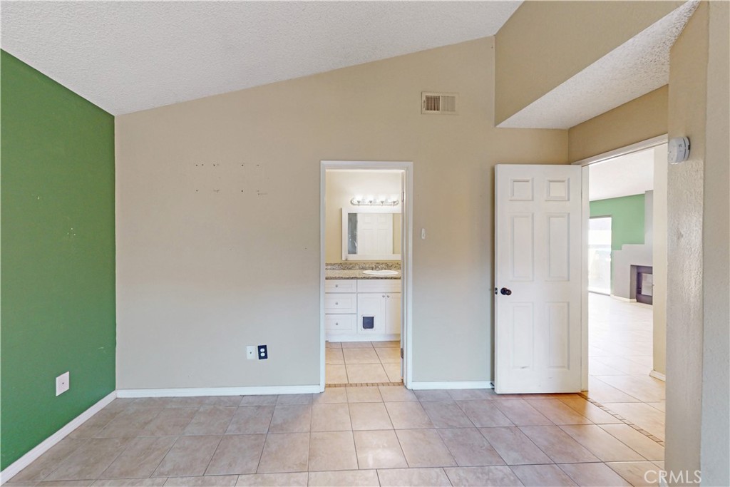 27827 Cannon Drive Property Photo 20