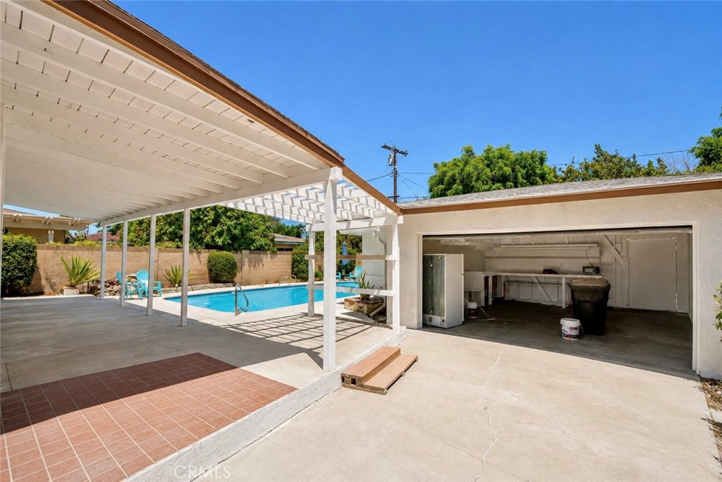 12432 Pine Property Photo 13