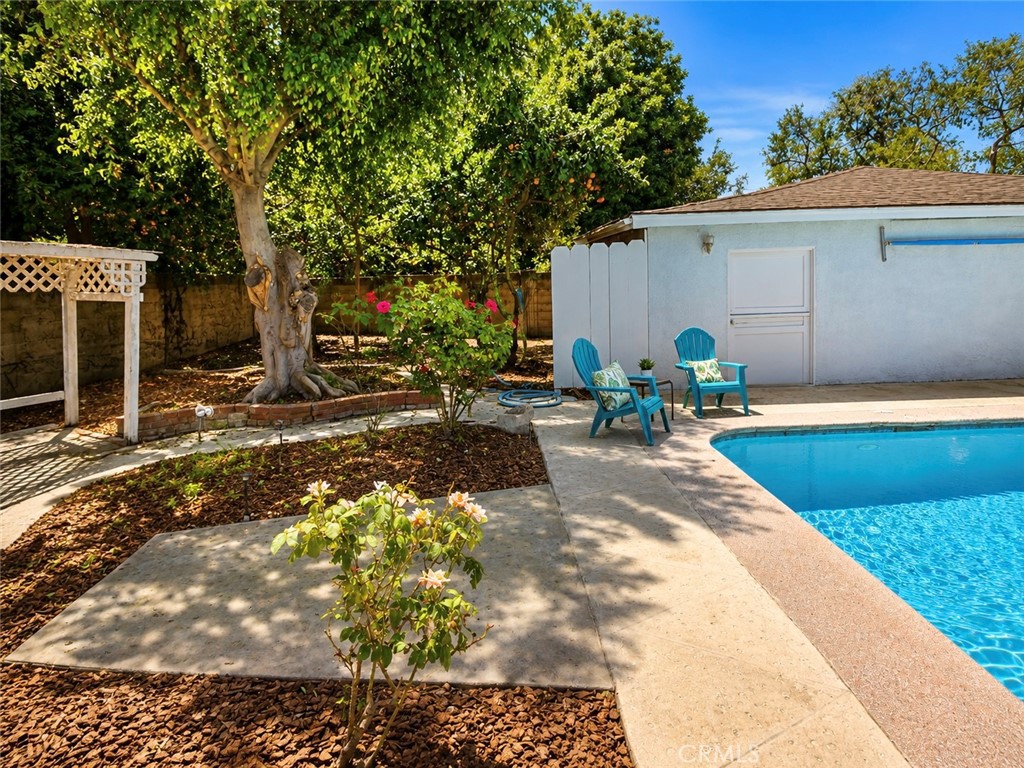 12432 Pine Property Photo 14