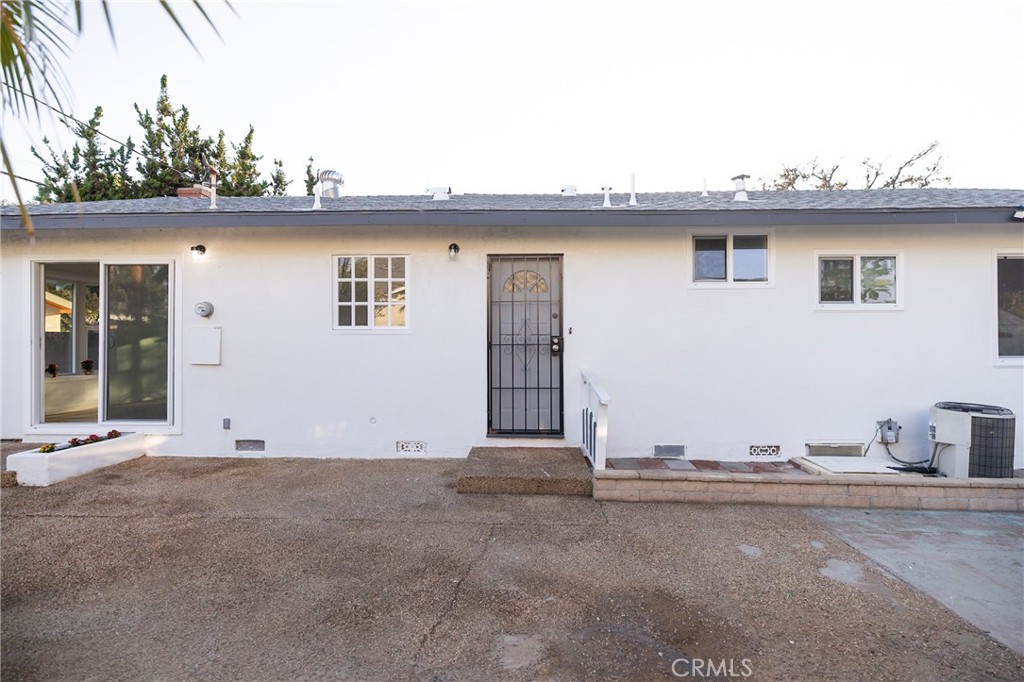 1922 Meriday Property Photo 23