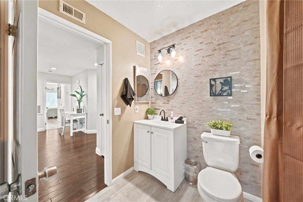 138 Via Contento Property Photo 23