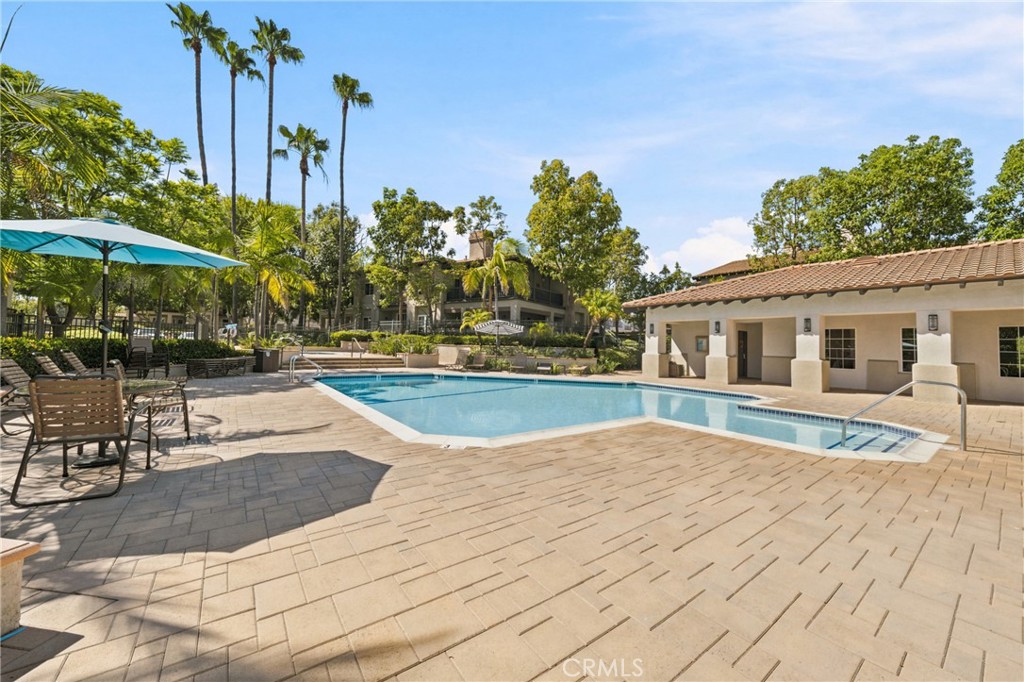 138 Via Contento Property Photo 38
