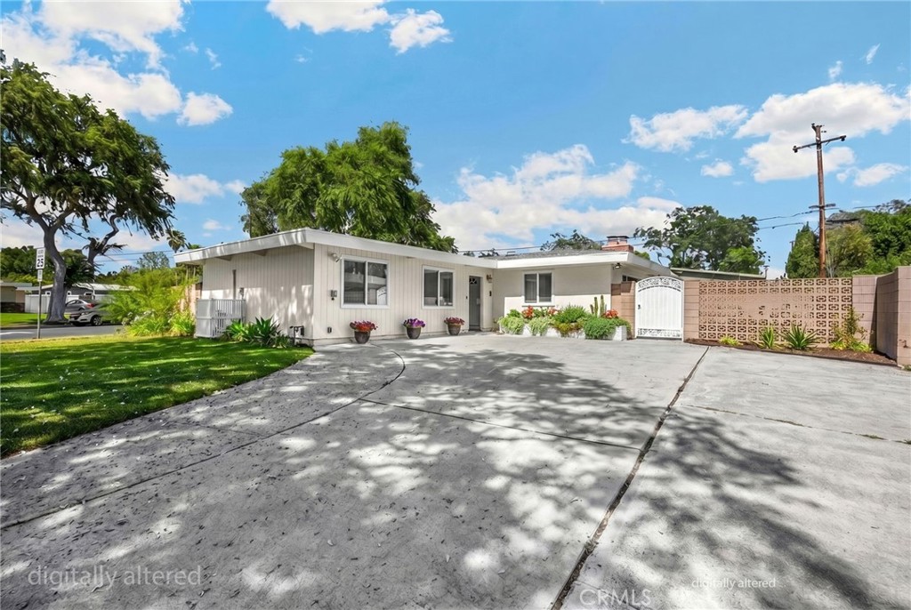 1012 Maertin Lane Property Photo 1