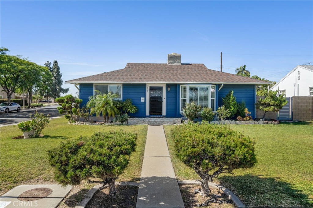 15103 Alondra Boulevard Property Photo 2