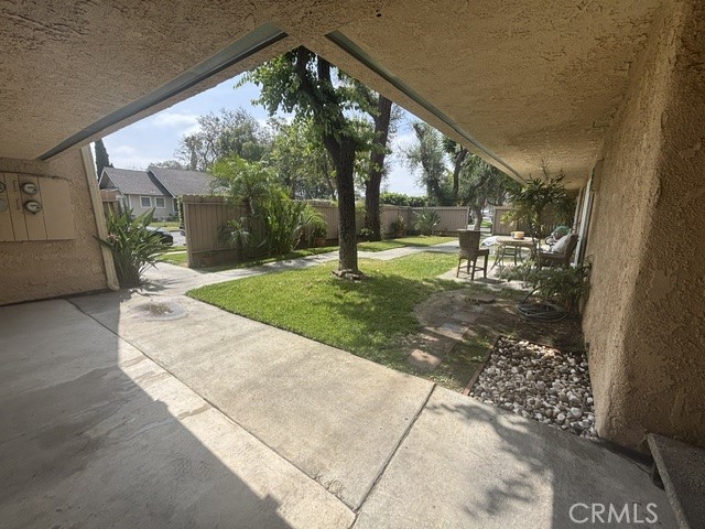 100 E Ash Property Photo 12