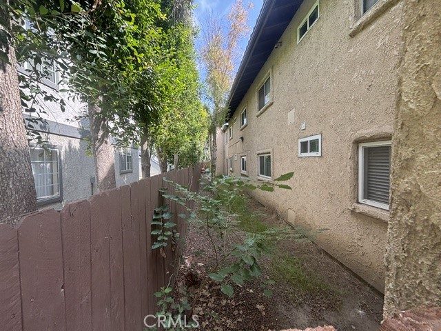 100 E Ash Property Photo 17