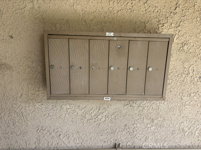100 E Ash Property Photo 22