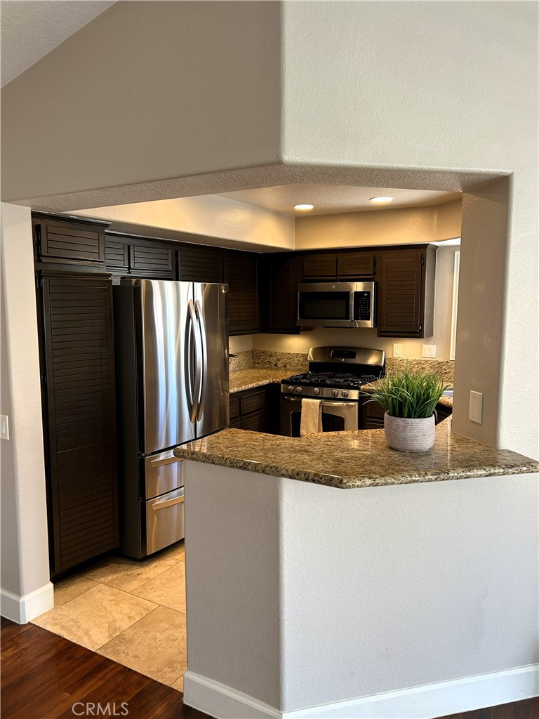 8070 E Goldenrod Property Photo 8
