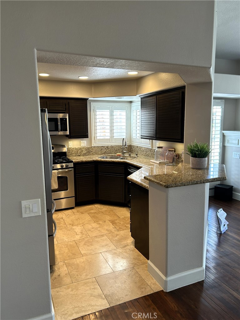 8070 E Goldenrod Property Photo 9