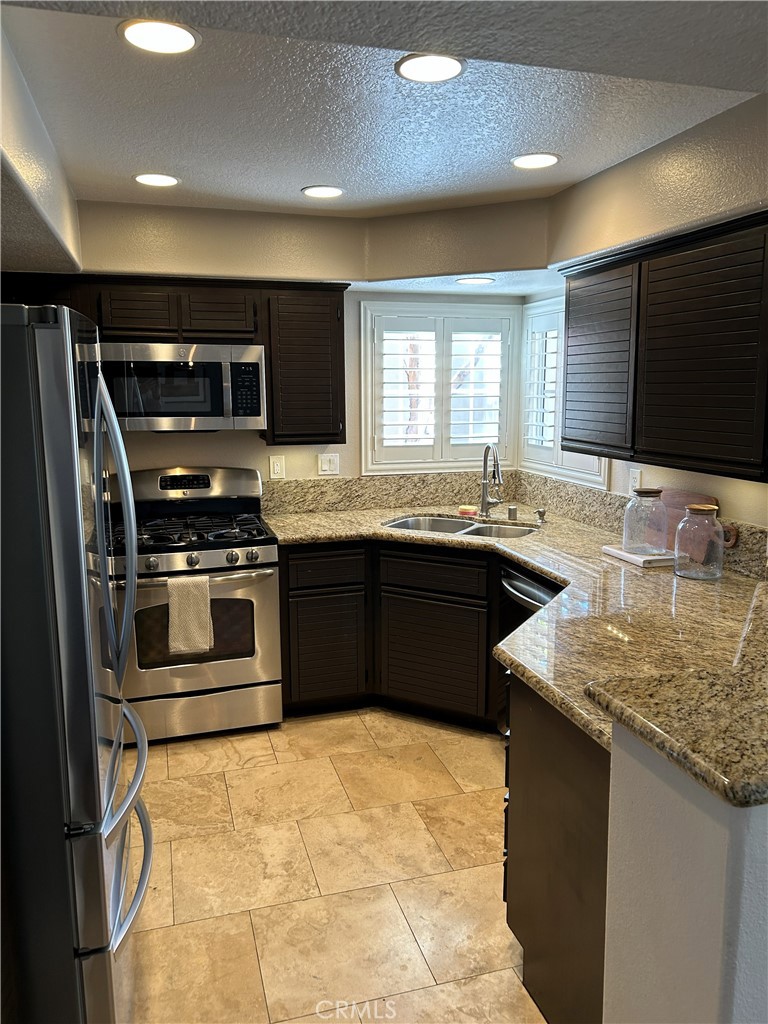 8070 E Goldenrod Property Photo 10