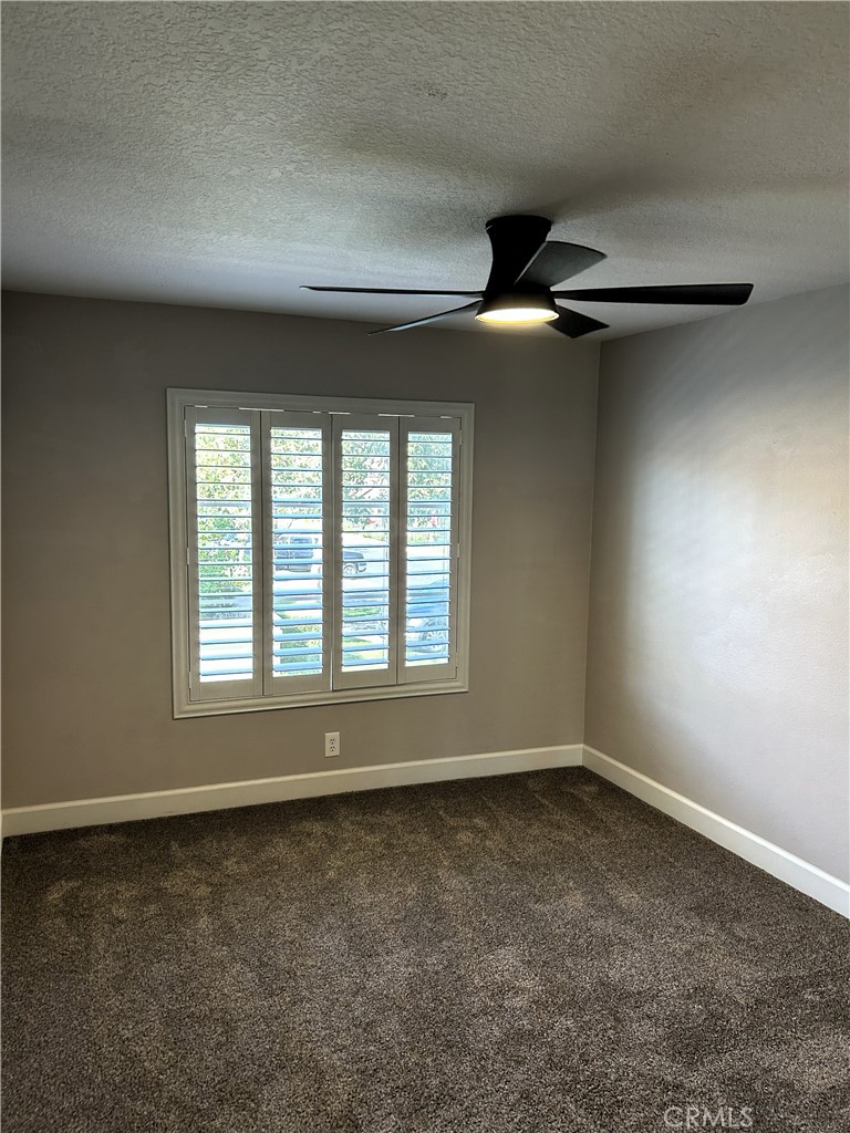 8070 E Goldenrod Property Photo 17