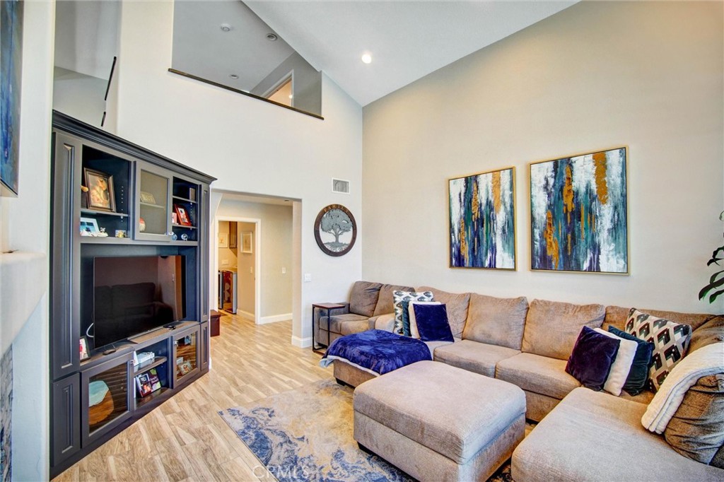 1594 Dominguez Ranch Property Photo 8