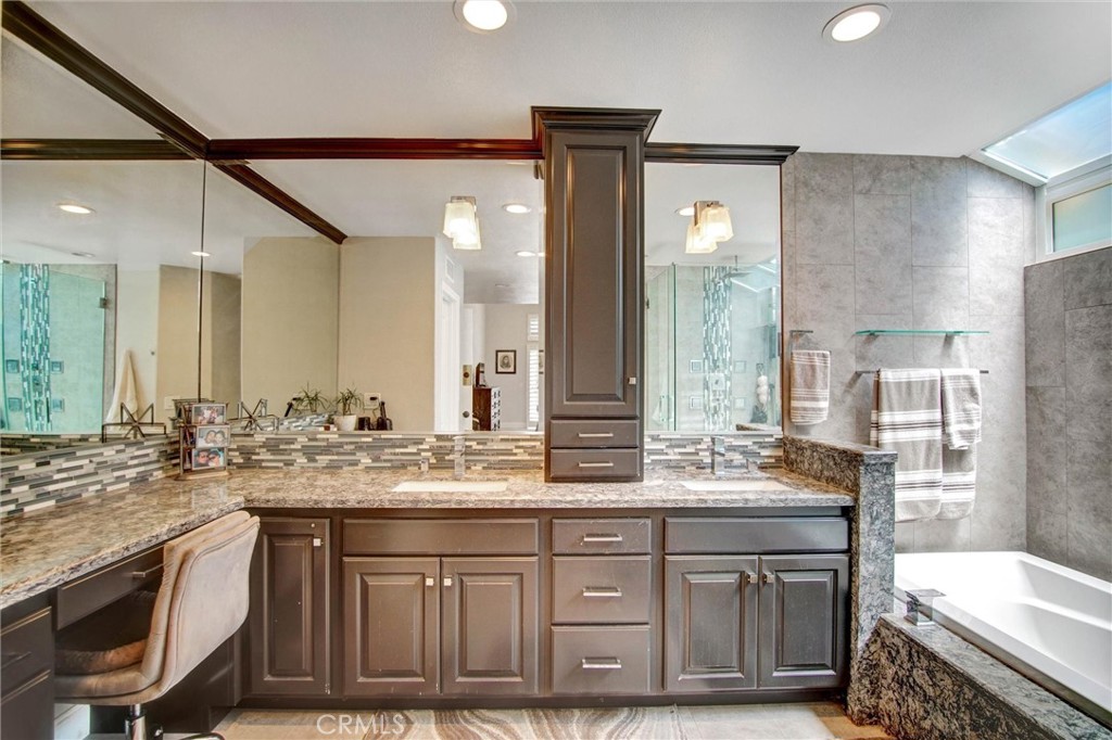 1594 Dominguez Ranch Property Photo 12