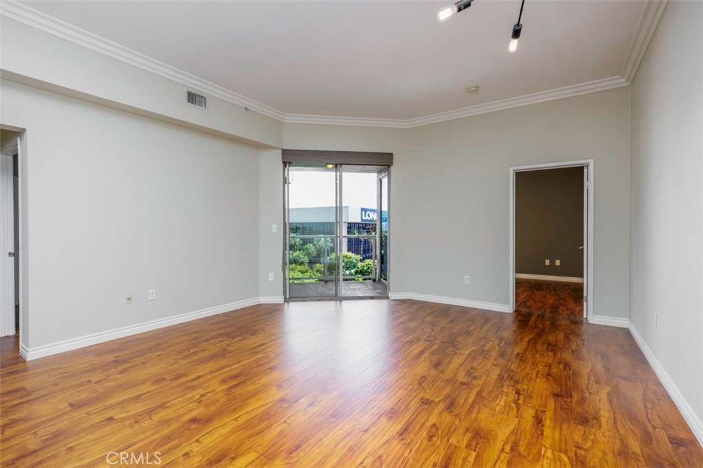 388 E Ocean Boulevard 501 Property Photo 2
