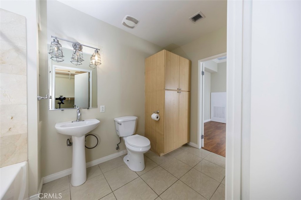 388 E Ocean Boulevard 501 Property Photo 20