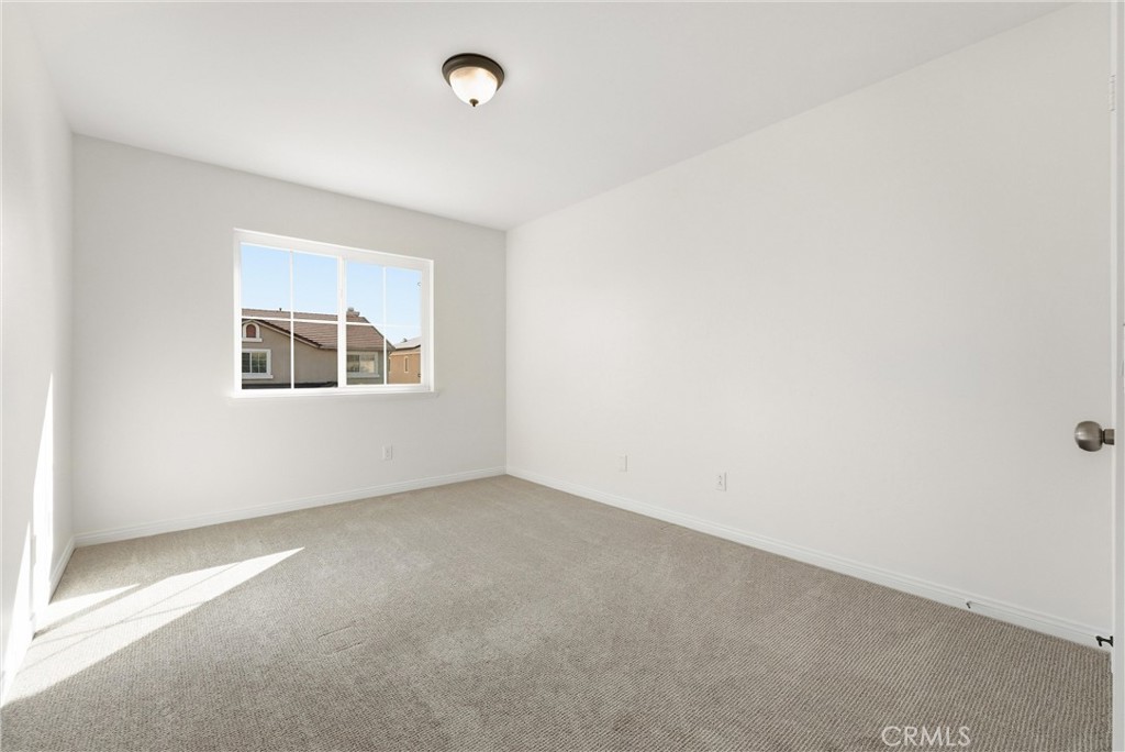 81 Linhaven Property Photo 25