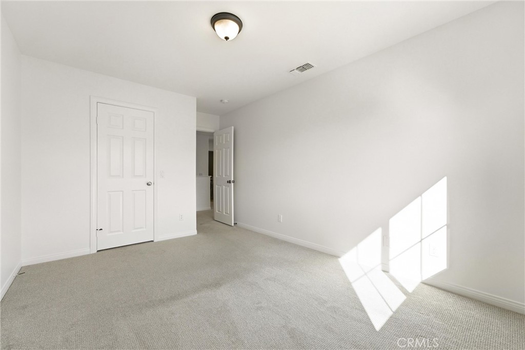 81 Linhaven Property Photo 26