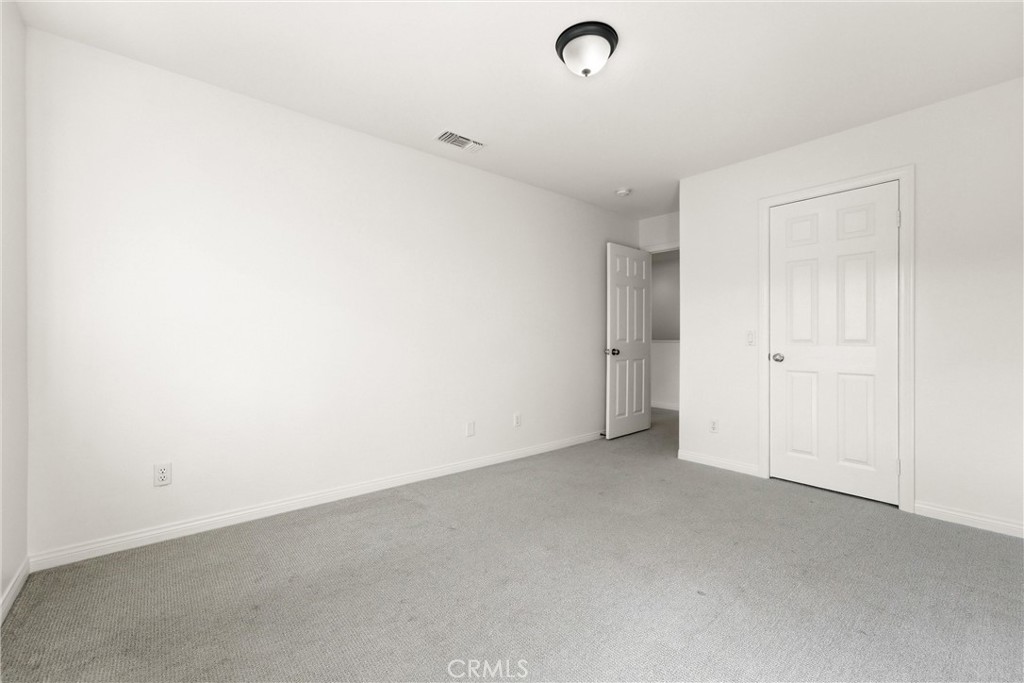 81 Linhaven Property Photo 28