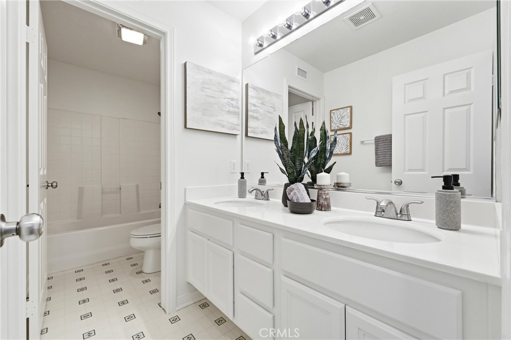 81 Linhaven Property Photo 29