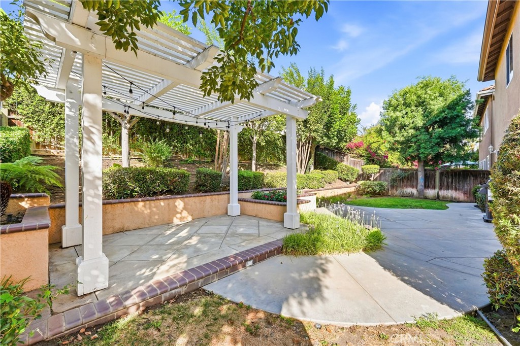 81 Linhaven Property Photo 36