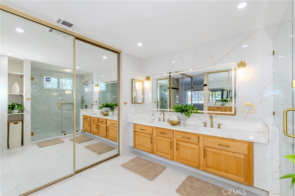 6415 E Stonebridge Property Photo 8