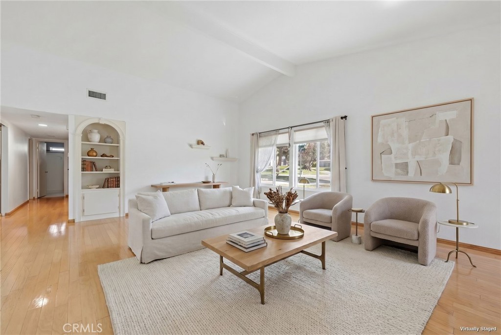 1260 Tiburon Property Photo 3