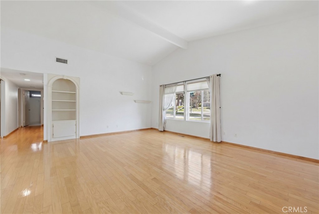1260 Tiburon Property Photo 4