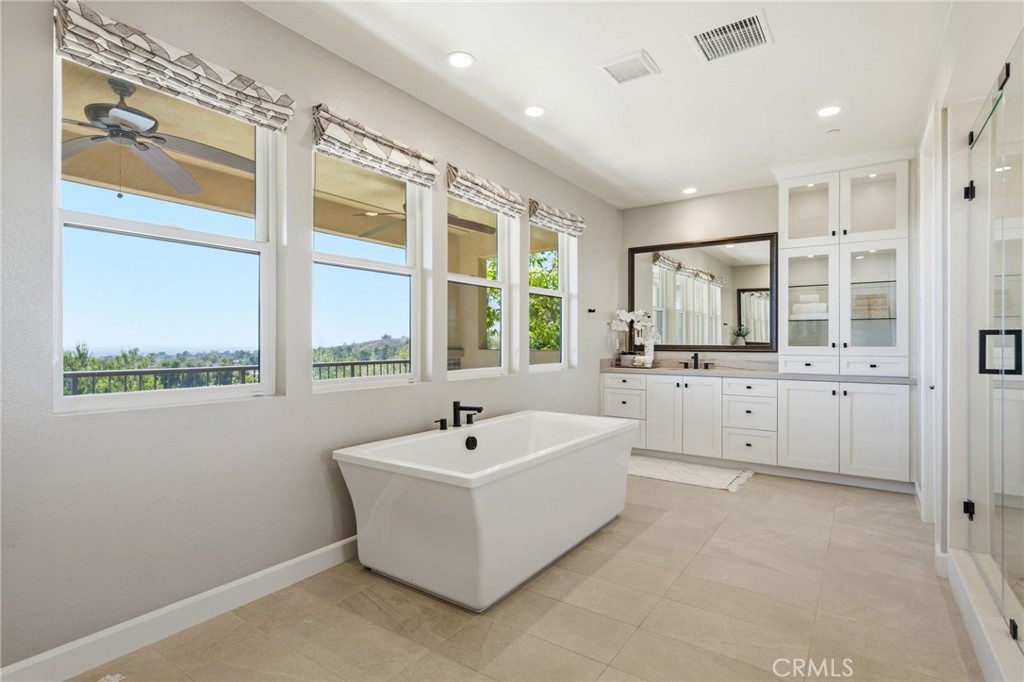 17 Ponte Property Photo 35