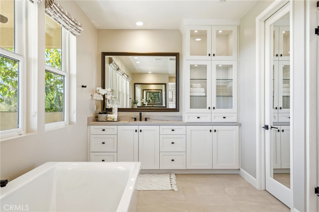 17 Ponte Property Photo 36