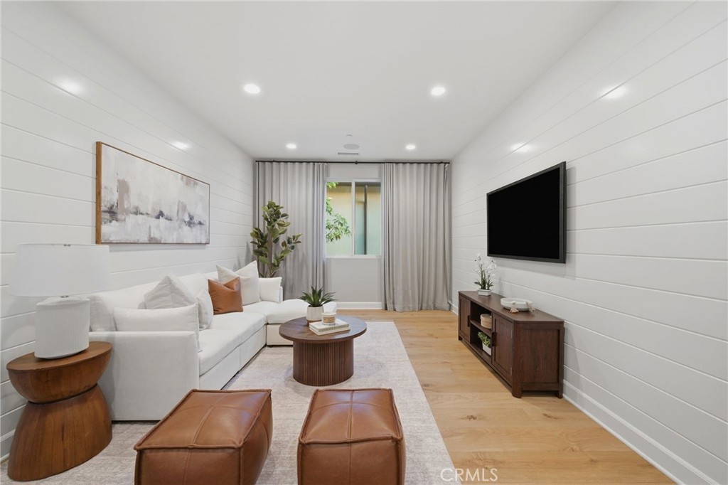 17 Ponte Property Photo 43