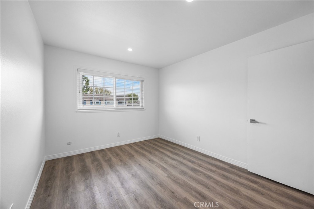4469 Larwin Ave Property Photo 25