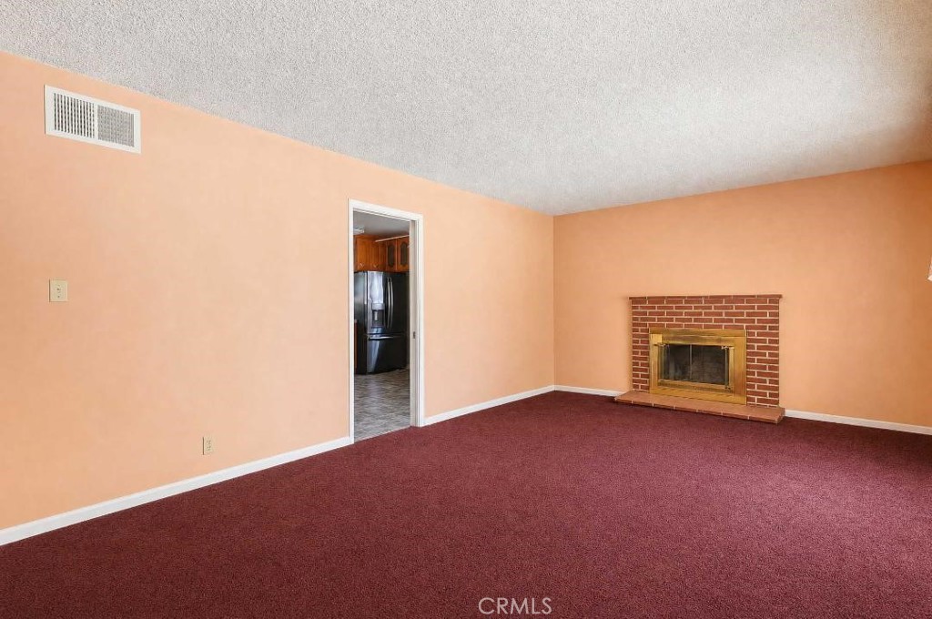 513 Newkirk Property Photo 4