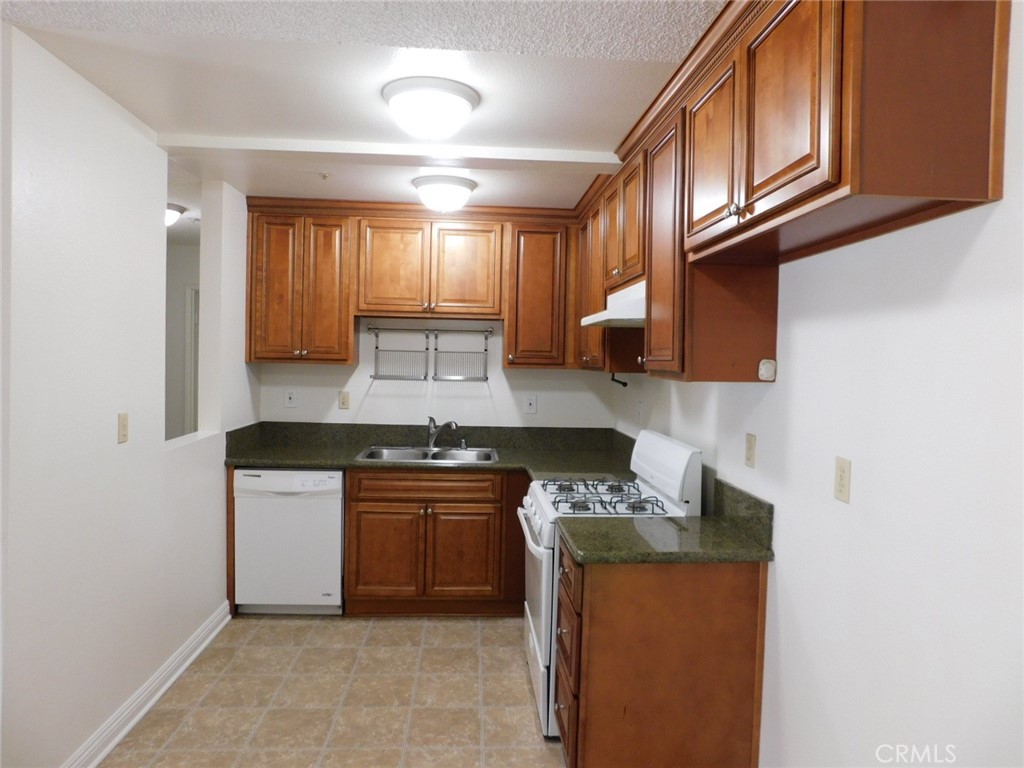 8021 4th Street 301 Property Photo 6