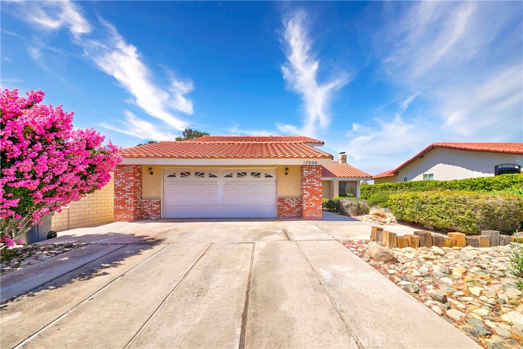 17998 Pebble Beach Property Photo 2